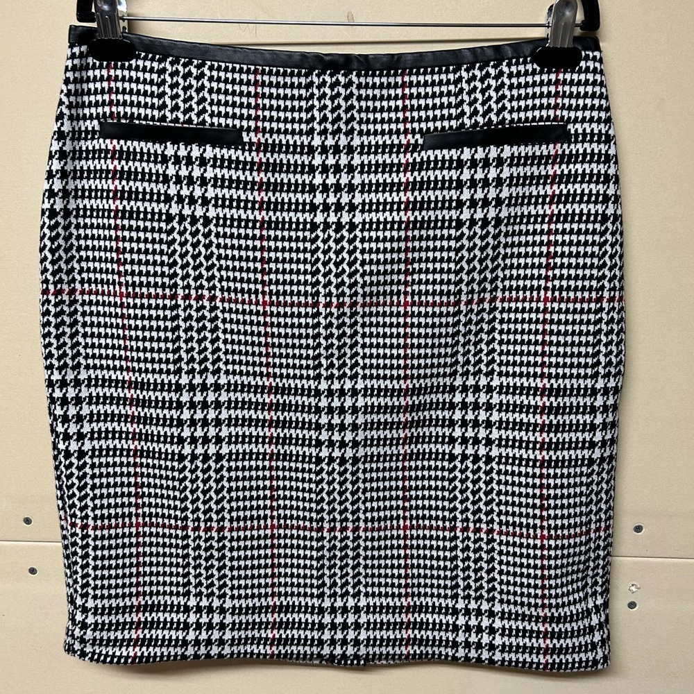 2/$30⚡️- SKIRT | Women’s Talbots petites skirt size 14